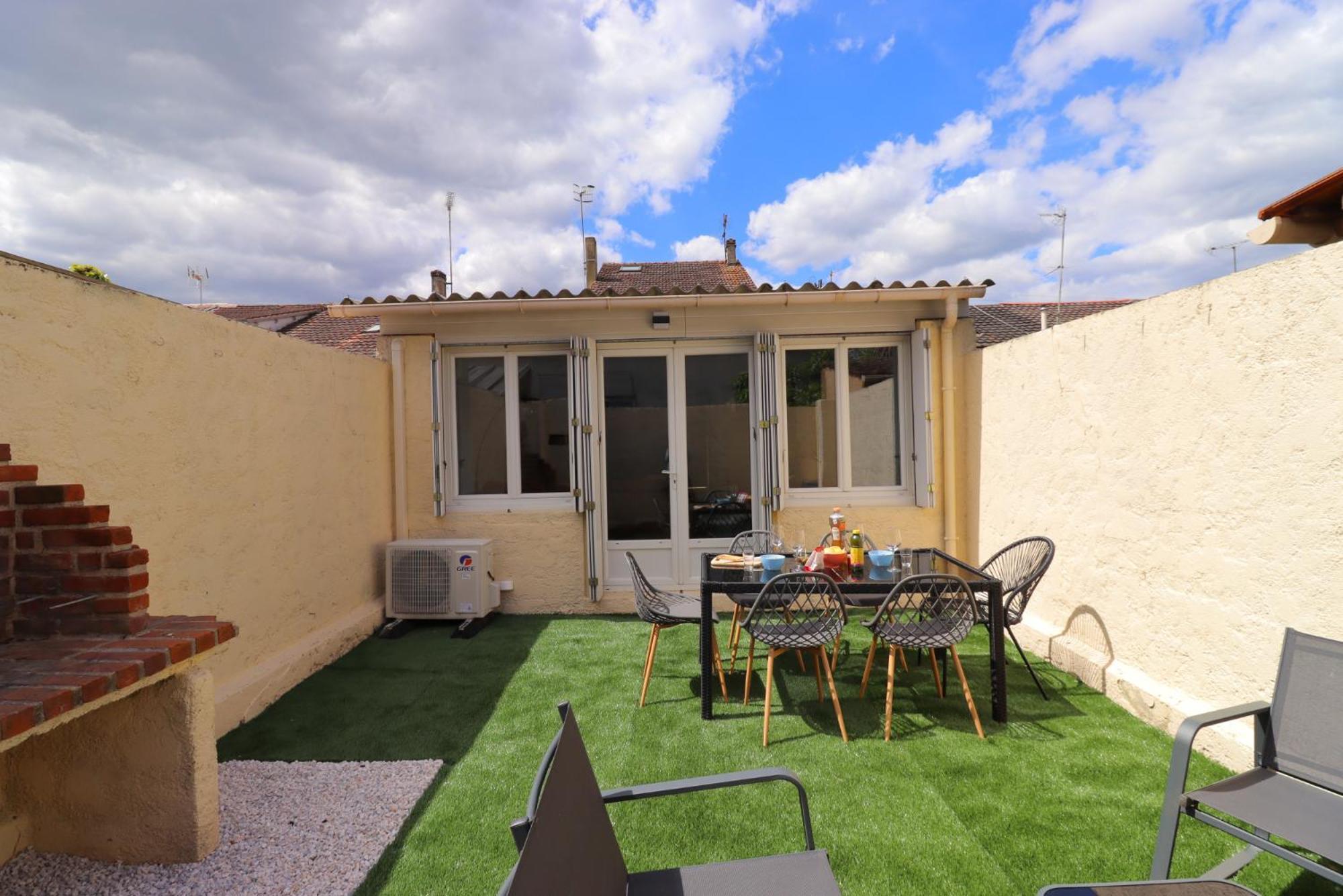 Le Patio - Spacieux T3 Avec Climatisation Et Jardin Privatif Бержерак Номер фото