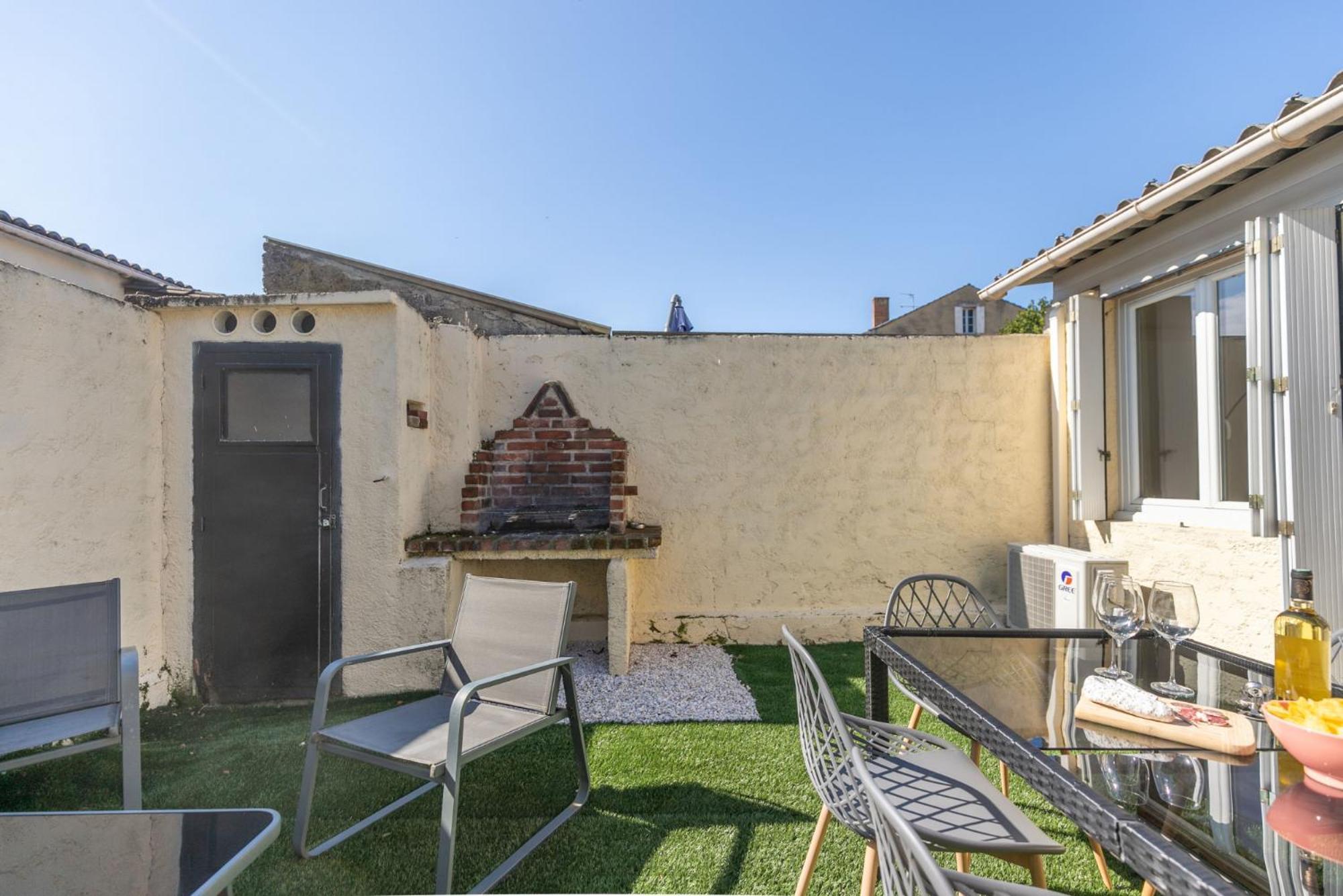 Le Patio - Spacieux T3 Avec Climatisation Et Jardin Privatif Бержерак Экстерьер фото